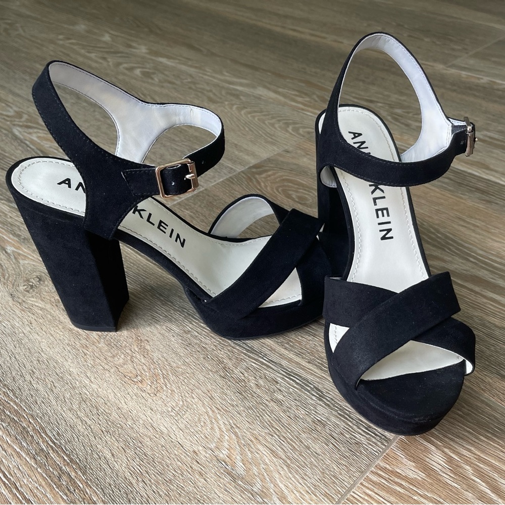 Black Suede Heels ANNE KLEIN Size 9